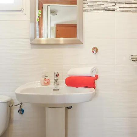 1 Bedroom Pet Friendly In *